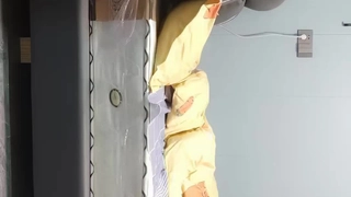金发女的享受自慰！直至高潮！