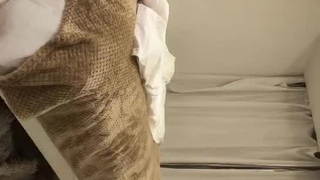 纳粹追凶爆肏粉嫩母狗的骚逼和菊花