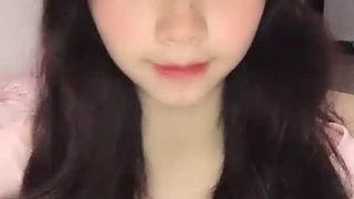 下载百度云泄密可爱小美女和男友嘿咻视频被曝光