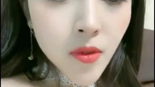 一整天没吃饭的OL连下面都好饿! 打给外卖小弟勾引啪啪内射好久没爱爱啰
