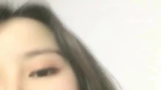 体验两个兴奋的女同性恋在69姿势中互相愉悦的终极快感