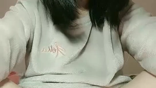 Momo的异形玩具1 初次蜜穴扩张(上)
