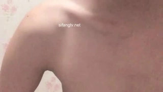 奇米7粉色护士制服装新人妹子，露脸口交无套多姿势操内射，卫生间洗澡自慰